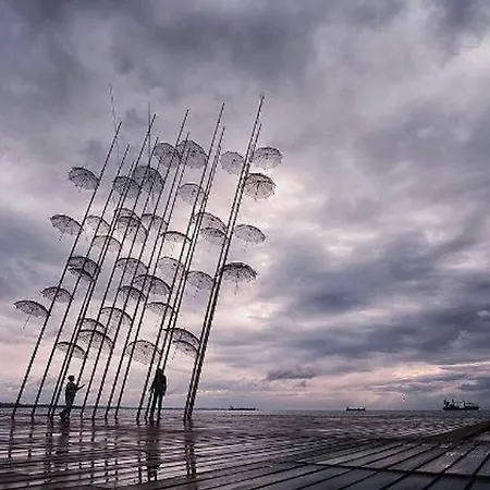 Budget - Heart Of Thessaloniki