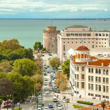Budget - Heart Of Thessaloniki